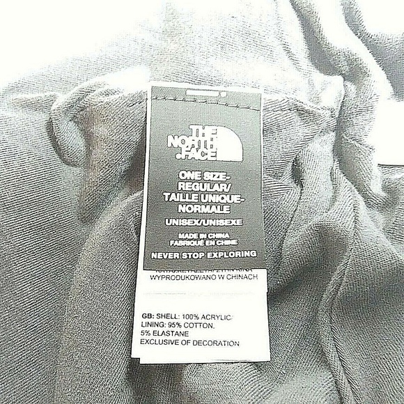 The North Face Salty Dog Beanie Deep Garnet Red - Picture 3 of 5